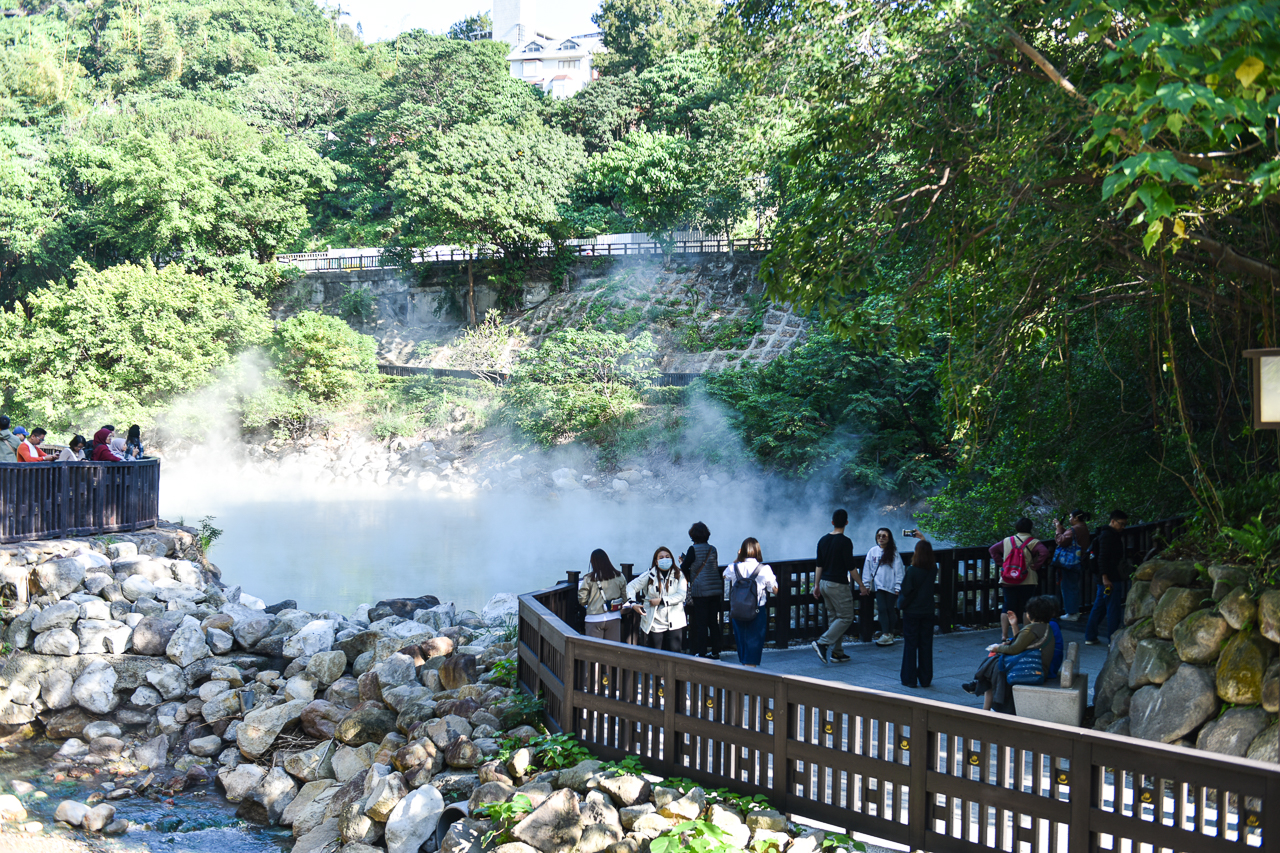 北投景點｜地熱谷公園介紹與影片，北投必吃美食與溫泉季附近景點