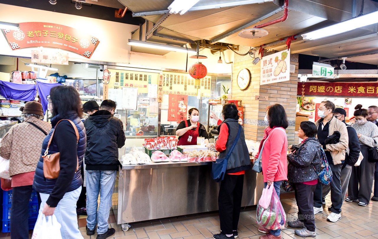 即時熱門文章：台北迪化街饅頭｜老竹子三發包子在永樂市場的排隊美食