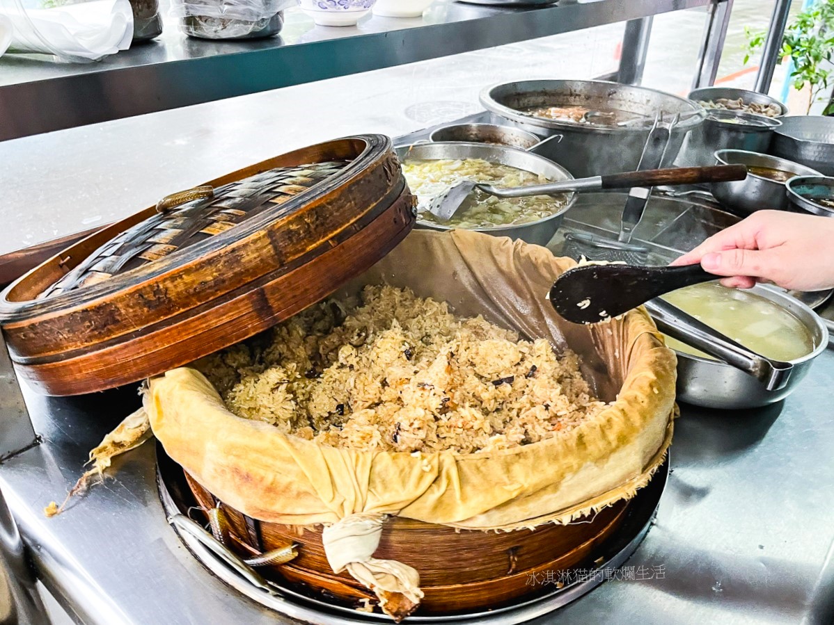 三重美食｜三好油飯銅板價就買的到厲害的油飯與滷白菜，滿滿的古早味 @嘿!部落!