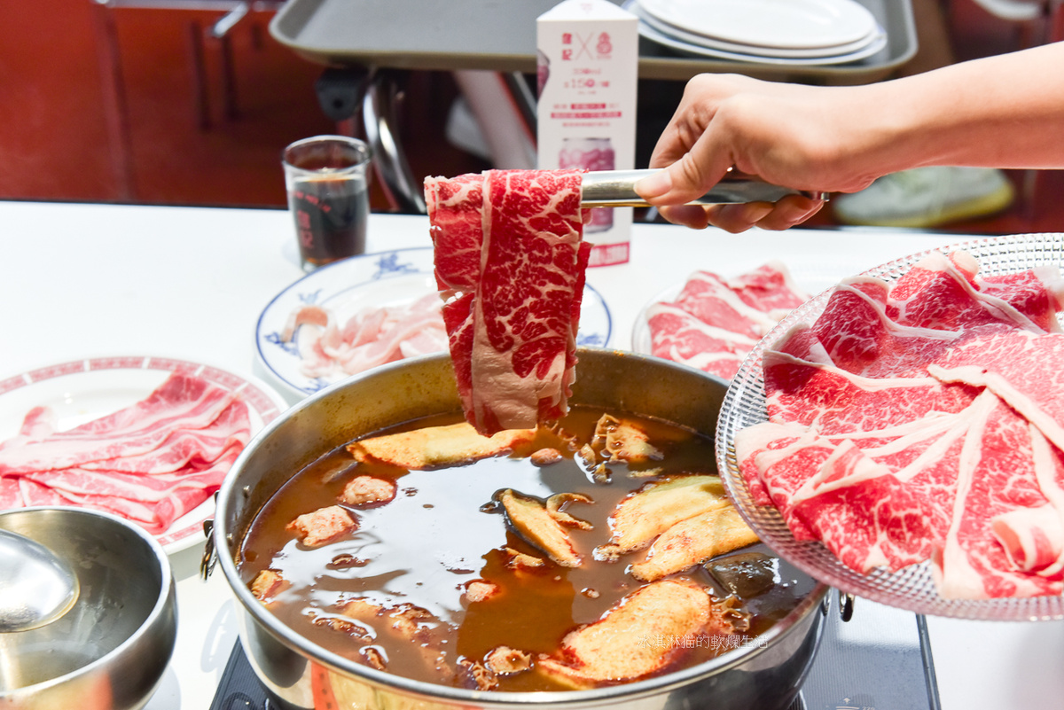 西門町美食｜詹記麻辣火鍋西門大世界台式麻辣鍋，宵夜也可以推薦鍋底鴨血豆腐(菜單) @嘿!部落!