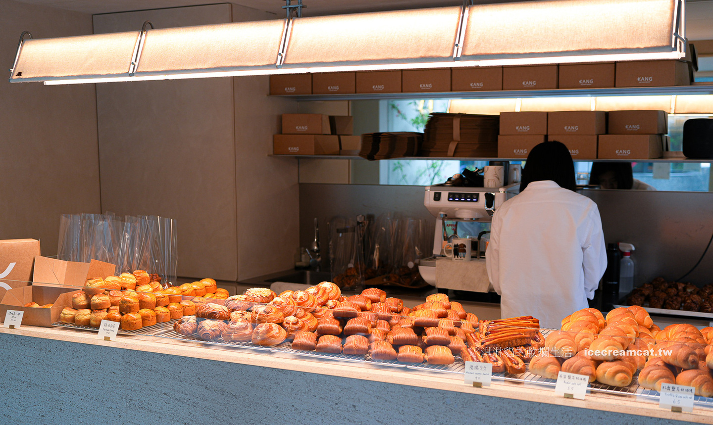 【松山美食】KANG Artisan Bakery 前東方文華烘焙主廚主理，麵包菜單必吃丹麥捲