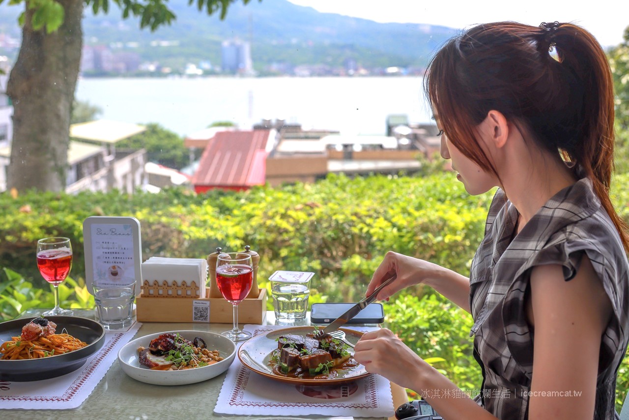 淡水美食｜海豆子花園餐廳夜景夕陽景觀餐廳，小白宮、巫登益美術館與多田榮吉故居旁(有影片) @嘿!部落!