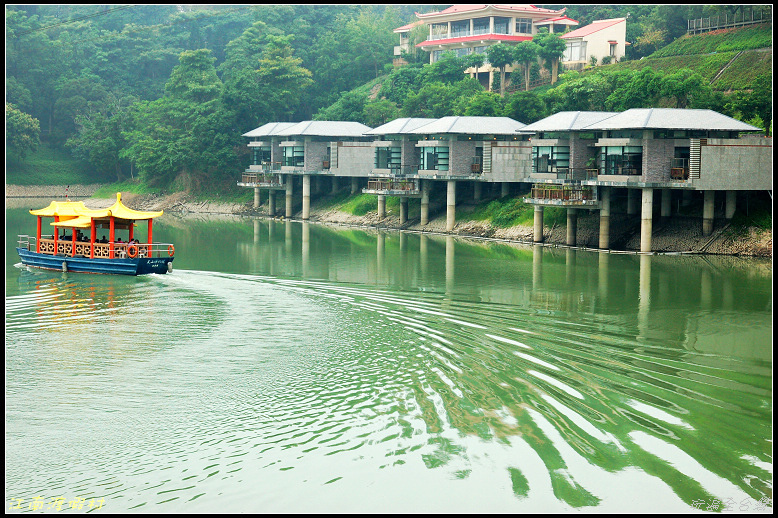 即時熱門文章：台南柳營住宿｜台糖尖山埤江南渡假村～醉月小樓