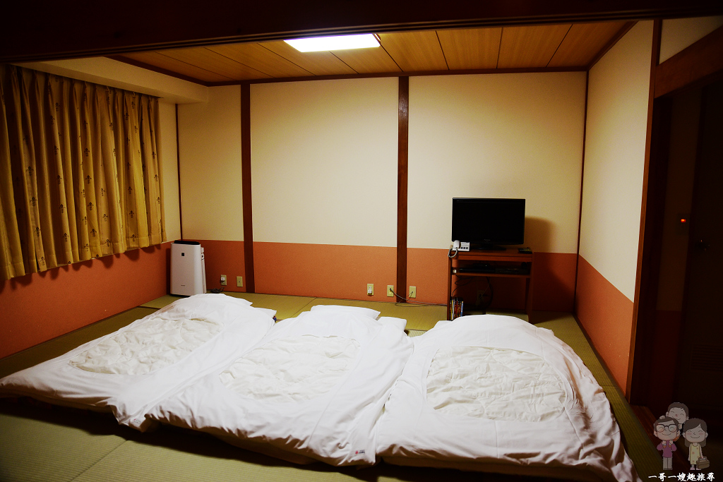 山形的新庄住宿｜NEW GRAND HOTEL和式四人房，新庄駅走路五分鐘，自駕免費停車 @嘿!部落!