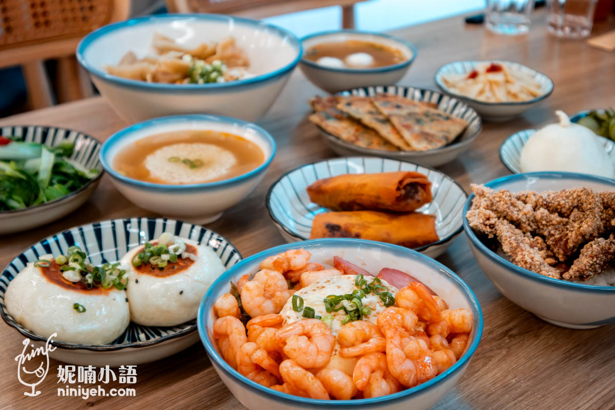 忠青商行微風台北車站店｜圈粉無數的台北蝦仁飯！炸雞滷肉飯也是隱冠美食 @嘿!部落!