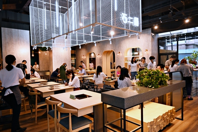 士林火鍋：士林石二鍋Fresh新開幕，吃宵夜好選擇，22:00後入店用餐，享套餐升級為大菜盤 大肉盤組合-捷運士林站 @嘿!部落!