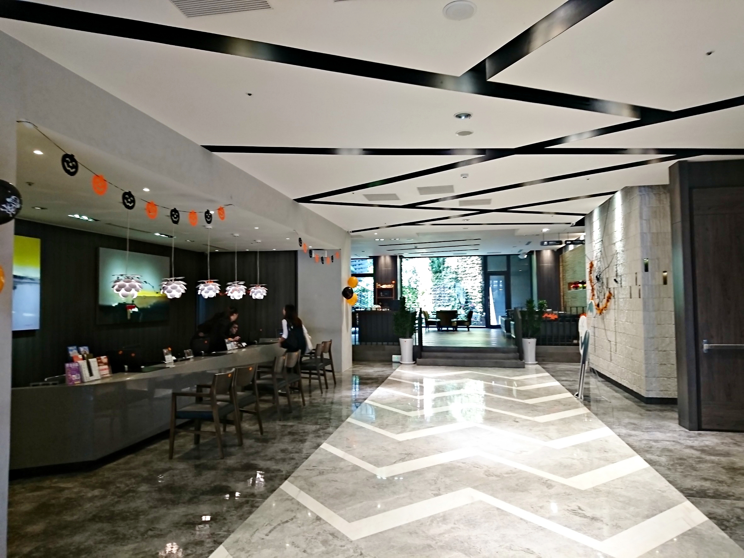 台中住宿推薦：La Vida Hotel豐邑逢甲商旅，房間舒適早餐好吃臨近逢甲夜市 @嘿!部落!