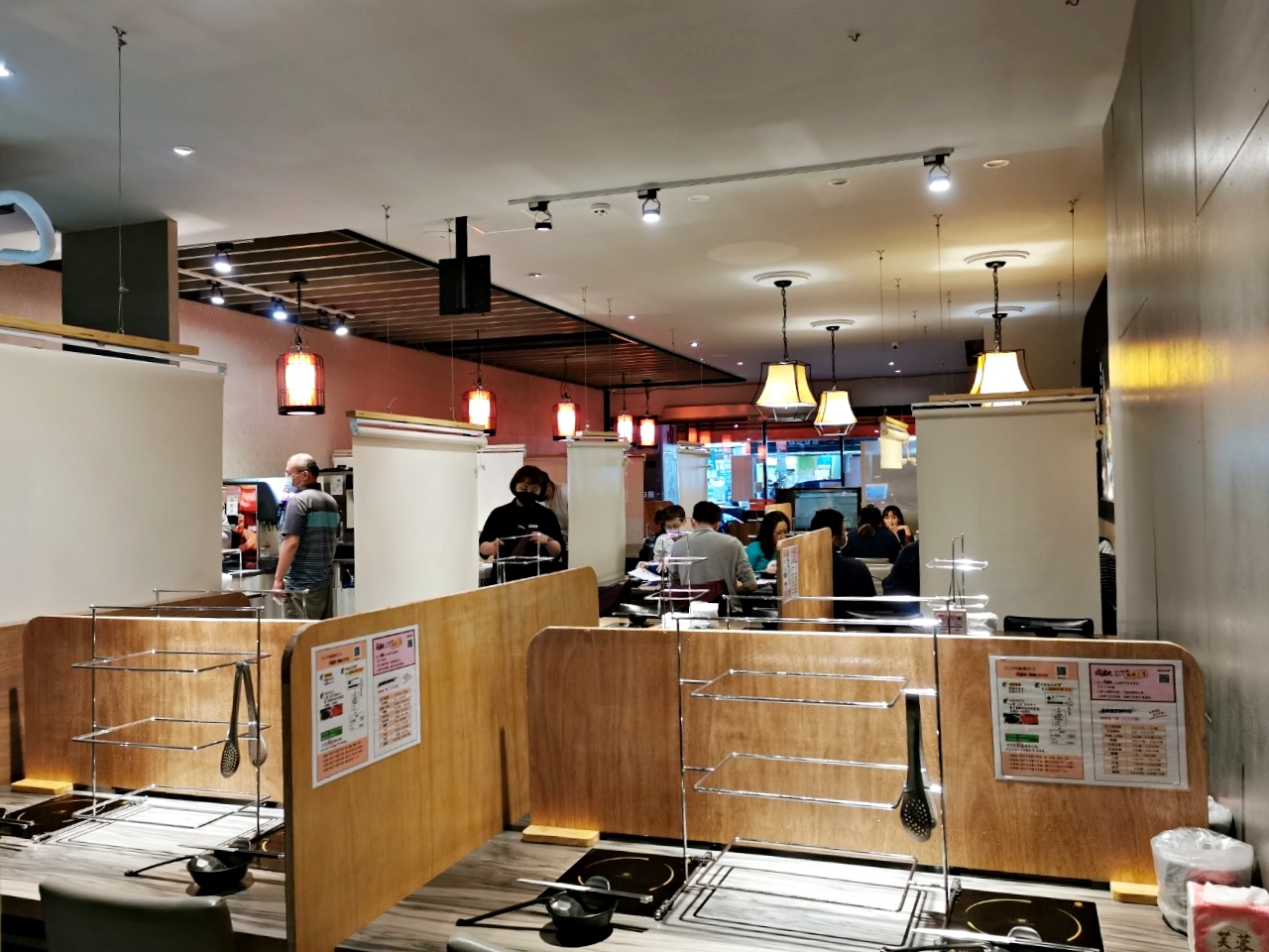 台北火鍋：肉老大頂級肉品涮涮鍋(錦西店)，金字塔肉山、新鮮海鮮都很值得來試試-捷運民權西路站 @嘿!部落!