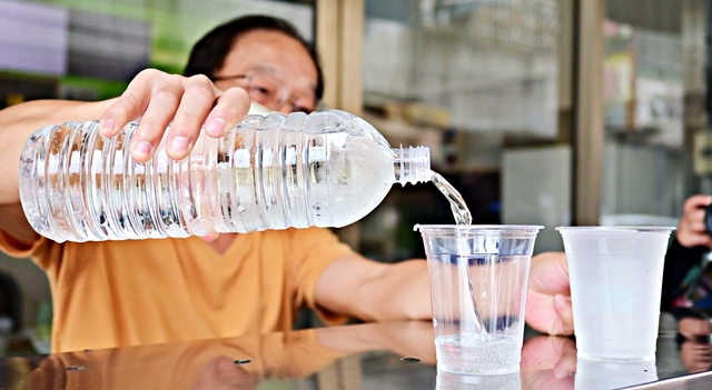 彰化必喝：黃家地骨露70多年老店，必喝地骨露和杭菊露消暑退火氣 @嘿!部落!