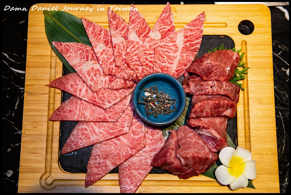 即時熱門文章：[台中沙鹿] 糧薪客棧 台中海線燒肉店之王者 入口即化絕頂的和牛美味