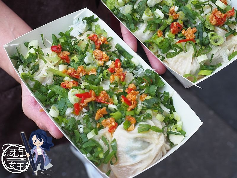 桃園平鎮美食-豪多鮮肉湯包-爆量蔥多多湯包再一發，巨型湯包多汁鮮甜超好吃 @嘿!部落!