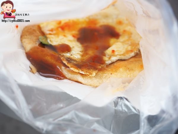桃園中壢美食-高雄蔥油餅-郵局前的古早味小吃下午茶，熱呼呼的油香很誘人 @嘿!部落!