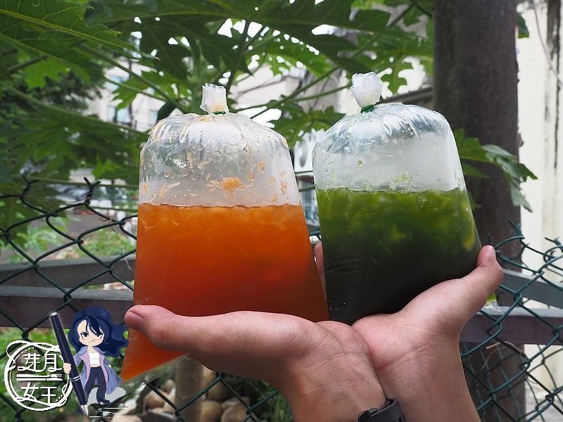 桃園中壢美食-泰式奶茶老撾咖啡-士校對面亮眼的橘紅色老厝，袋裝泰式飲料好好喝 @嘿!部落!