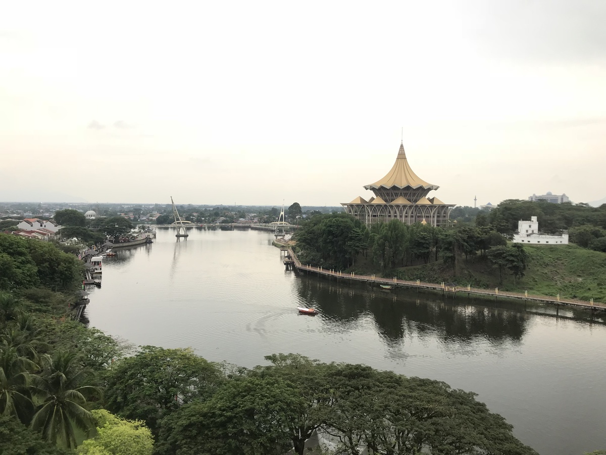 古晉希爾頓｜世界上數一數二便宜的星級飯店，為了這個去古晉旅行都可以～ @嘿!部落!