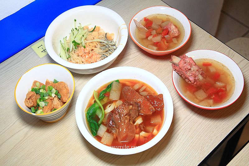 半島牛肉麵，台北牛肉麵節冠軍，超大塊牛肉，捷運市府站牛肉麵店 @嘿!部落!