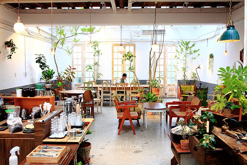 【台北美食】綠咖生活概念店，置身小溫室花園植栽咖啡館，台北森林系網美咖啡廳，延吉街咖啡館，藝人曾之喬開咖啡廳，信義安和站美食景觀餐廳推薦 @嘿!部落!
