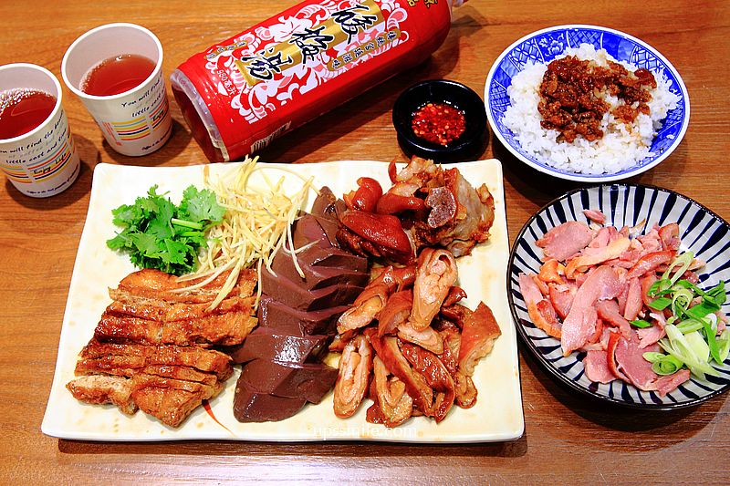 宜蘭礁溪美食 三民大飯店，到大飯店吃大鍋滷味，不是住宿飯店，礁溪超人氣小吃攤，宜蘭古早味銅板美食 @嘿!部落!