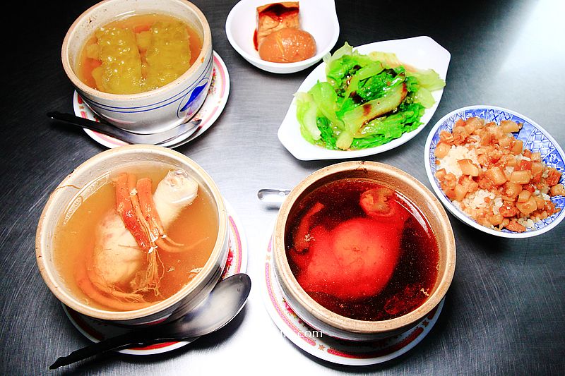 【新竹美食】原味燉品屋，新竹人深夜食堂24時全年無休燉湯、魯肉飯，苦瓜排骨湯、瓜仔雞、人蔘雞，新竹小吃古早味推薦 @嘿!部落!