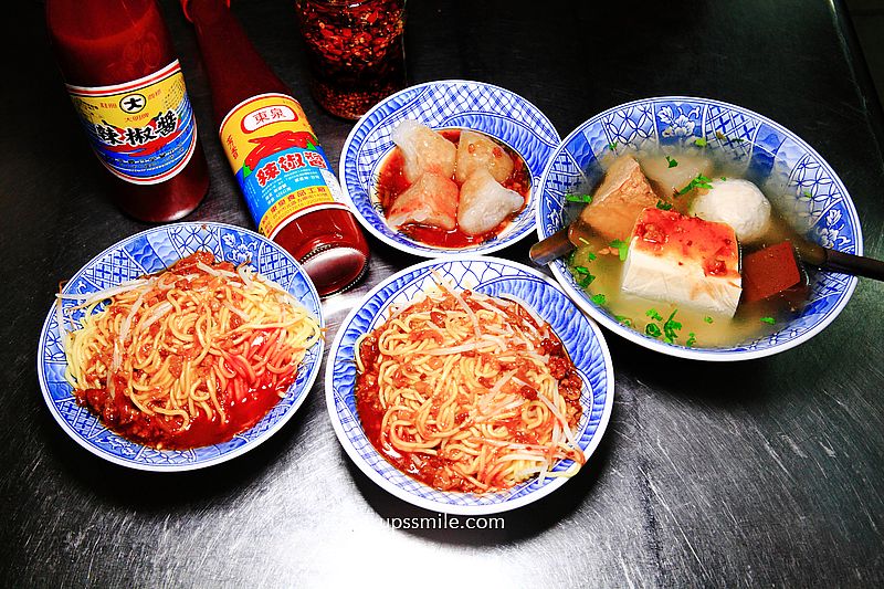 阿坤麵，台中米其林必比登美食小吃，銅板美食價格，台中老字號人氣麵攤，台中在地人從小吃到大美食 @嘿!部落!