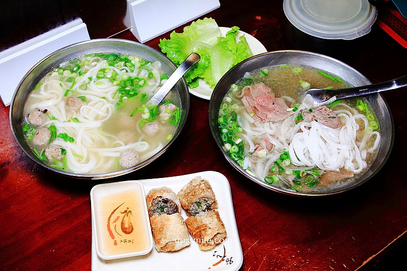 【南京三民站美食】越南河內河粉台北，每天現熬大骨湯頭，台北好吃越式生牛肉河粉，台北超人氣排隊河粉，食尚玩家推薦松山區美食 @嘿!部落!