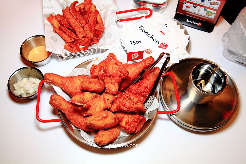 即時熱門文章：Bonchon Chicken本村韓式炸雞重慶南店，被紐約時報評選為紐約最好吃炸雞，風靡全球韓式炸雞品牌插旗，北車美食，台北韓式炸雞，酥脆又多汁炸雞吃過就回不去