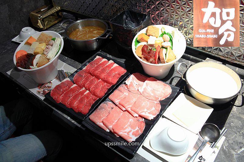 【永和火鍋】加分100%浜中特選昆布鍋物永和樂華店，台北好吃牛奶火鍋進駐永和，台北牛奶鍋必吃，樂華夜市美食