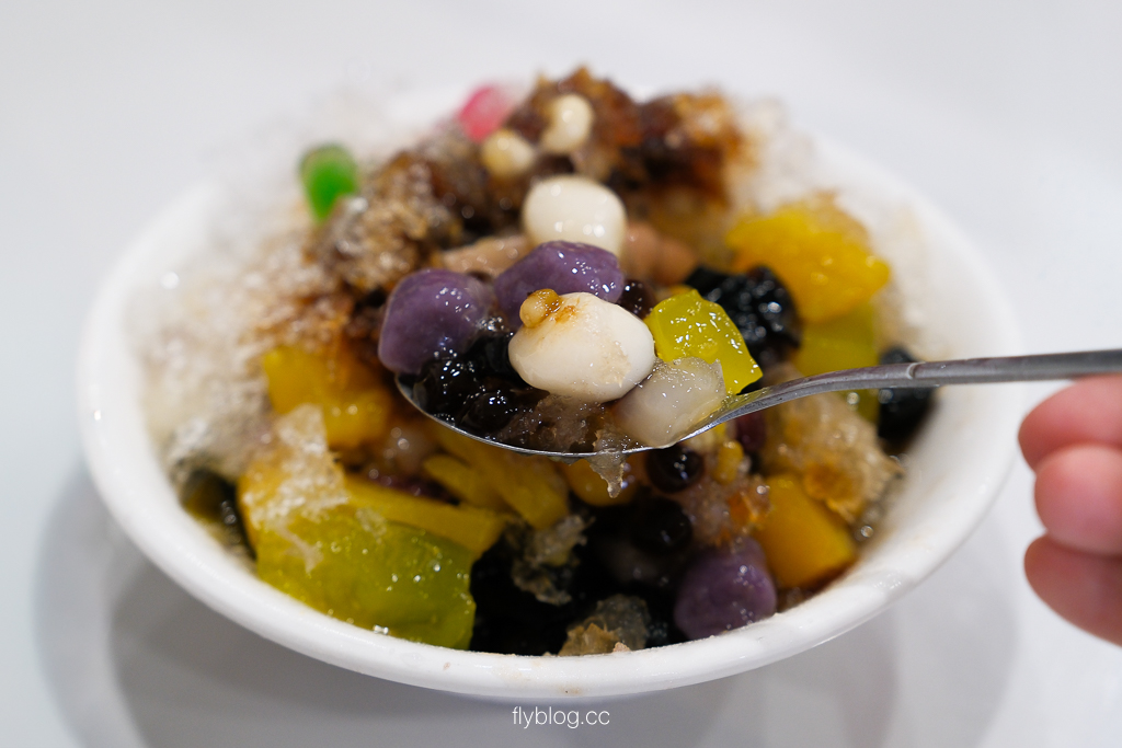 彰化田中｜阿行冰店．原統一冰菓室搬家了，任賢齊也推薦的田中越南冰 @嘿!部落!