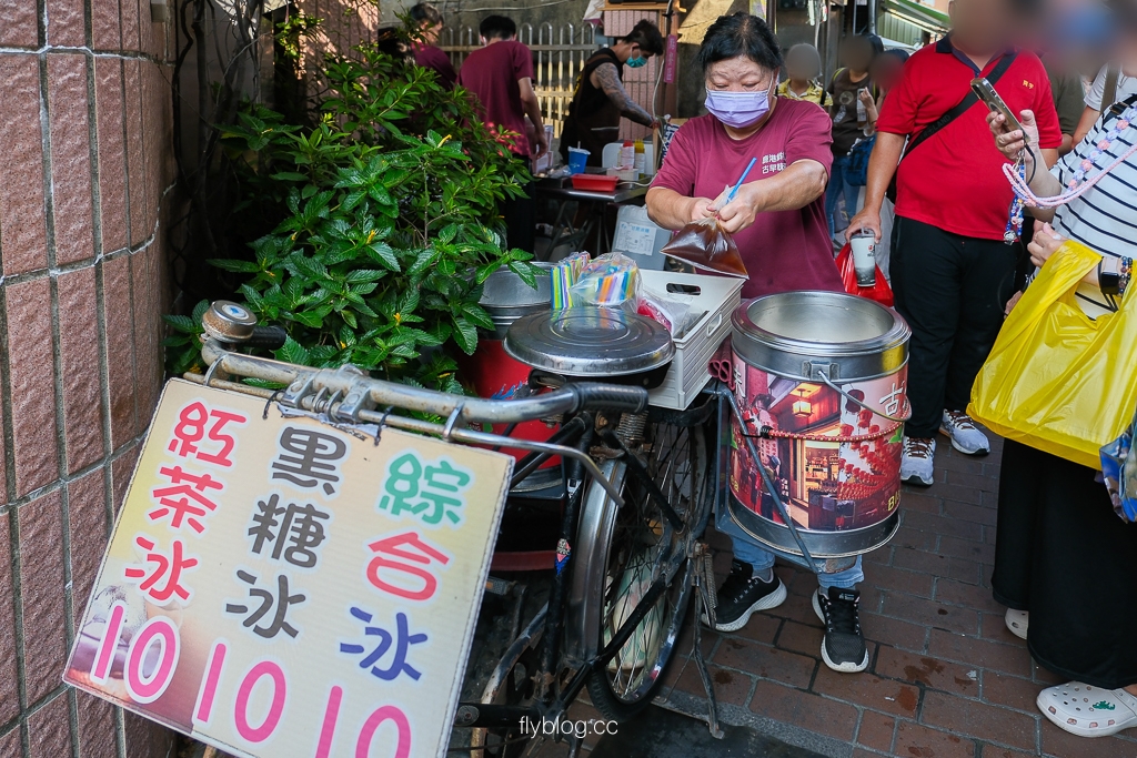 彰化鹿港｜鹿港鮮蚵捲餅．鹿港老街美食挖到寶！蚵仔新鮮到不行，紅茶冰10元銅板價 @嘿!部落!