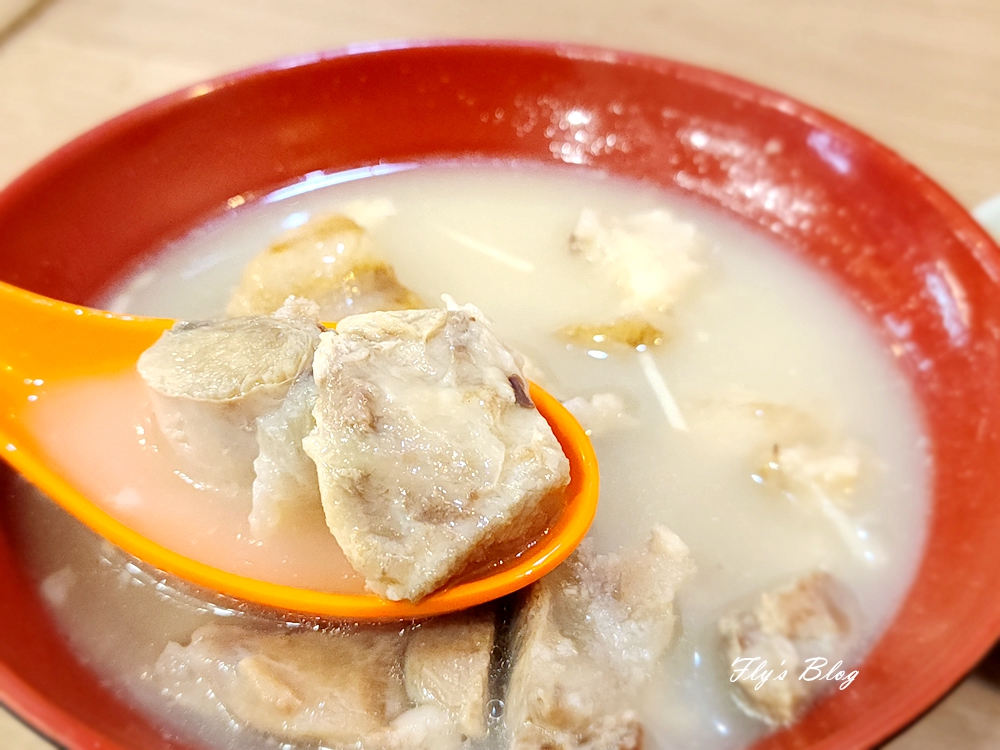 湯濃、滷肉飯鹹香美味的美食，原汁豬腳湯 @嘿!部落!