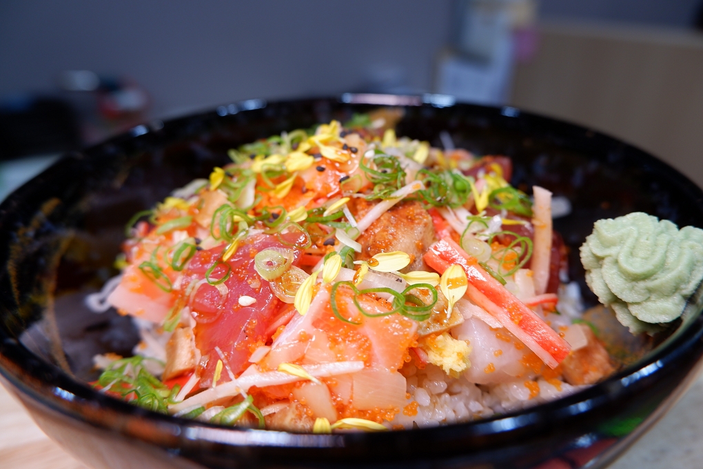 即時熱門文章：【新北 板橋區海鮮丼飯】丼畫家 日本料理