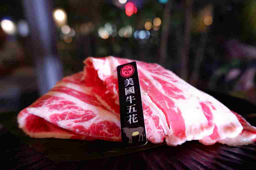【東區燒肉】歐買尬日式無煙燒肉 大安區燒肉推薦、市民大道燒肉、223巷美食