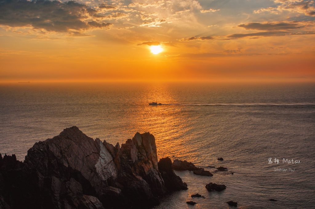 馬祖、東引 | 奔走海角天涯、遇見夕日絕景。國之北疆、羅漢坪、后澳 | 在國境之北的自然地質教室，感嘆歲月靜好 @嘿!部落!