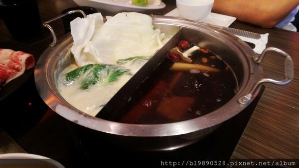 [食記] 聚北海道昆布鍋@歡迎來聚。頭份尚順店 @嘿!部落!