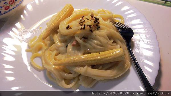 即時熱門文章：[食譜]電鍋版奶油野菇義大利麵~挑戰15分鐘快速上菜，懶人料理推薦!