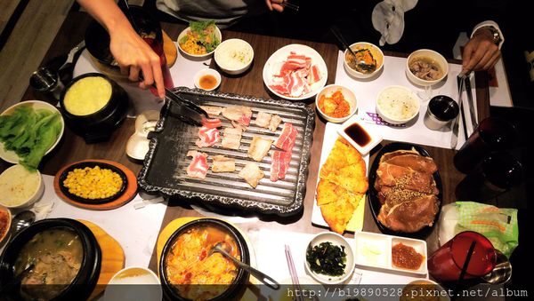 即時熱門文章：[食記]頭份|尚順美食廣場。錦山郡韓國料理。君樂飯店2F。內文附詳細菜單介紹。