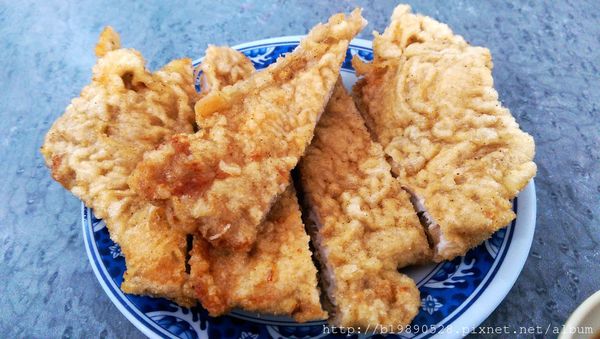 [食記]台中|東海商圈.吉祥刀削麵水餃@我懷念的炸排骨和水餃 @嘿!部落!