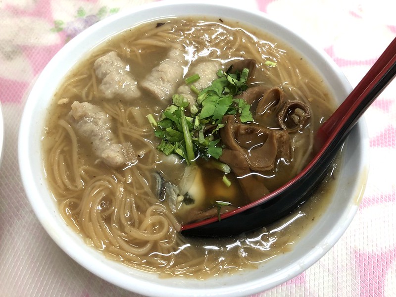 【新竹竹北美食】紅蜻蜓台中肉圓大腸蚵仔麵線，博愛街上的午餐、晚餐、下午茶、消夜、點心推薦！ @嘿!部落!