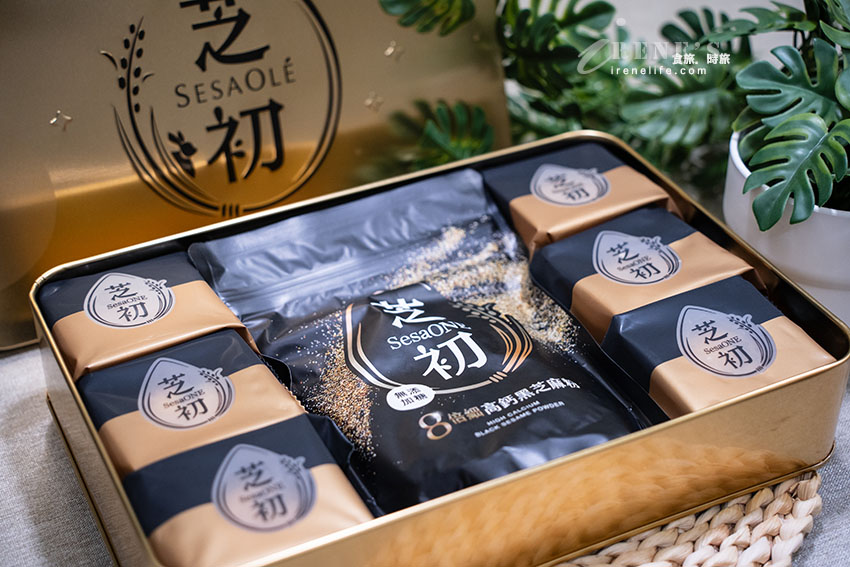 芝初黑芝麻蛋黃酥中秋禮盒預購開跑啦！金色鐵盒貴氣十足，健康又美味的月餅 @嘿!部落!