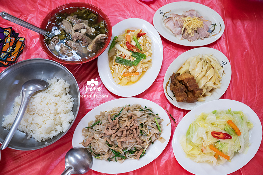 關西老街超人氣的排隊美食，傳承四代的80年老店，薑絲炒大腸、悶筍爌肉超下飯・清香飲食店 @嘿!部落!