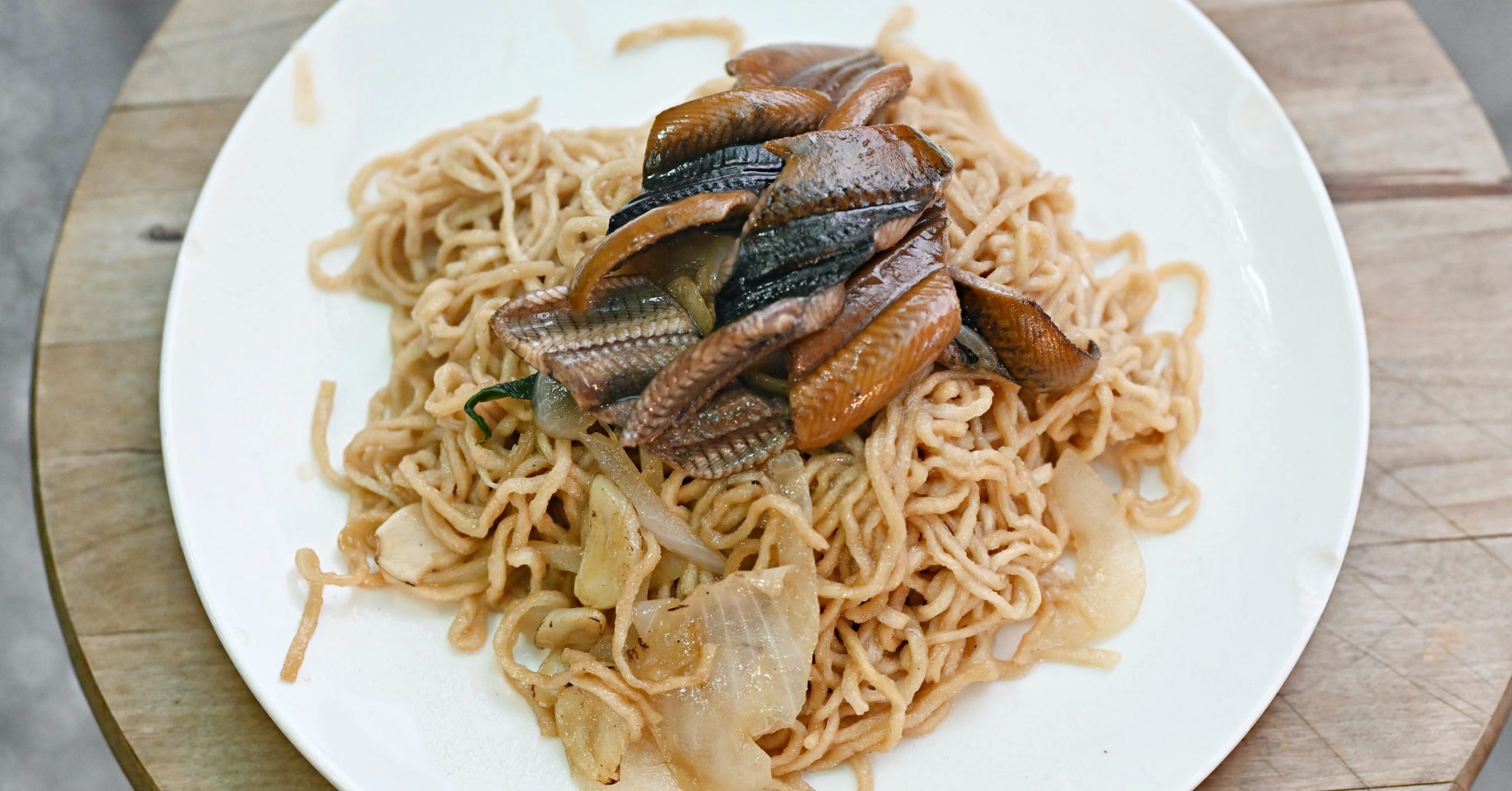 【永和美食推薦】嘉義鱔魚麵，據說是台北第一的鱔魚麵 @嘿!部落!
