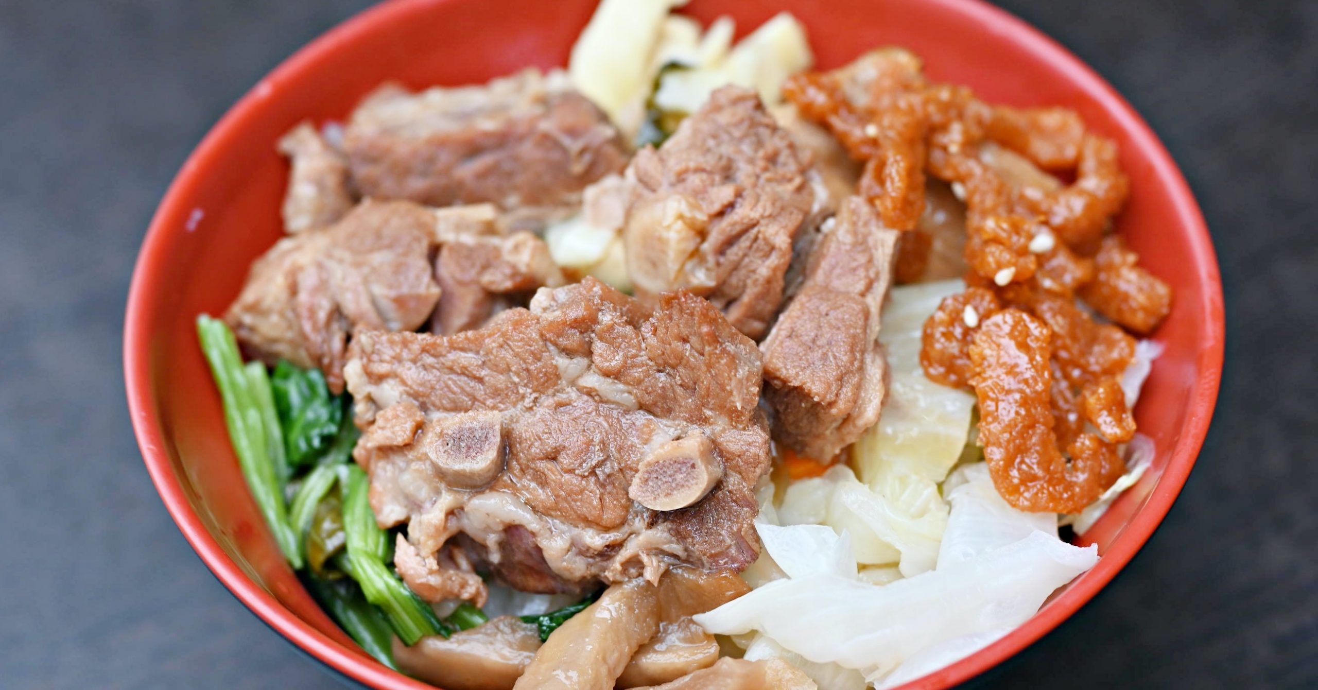 【嘉義美食】阿亮Q排，懷舊豬小排飯真的太無敵 (菜單) @嘿!部落!