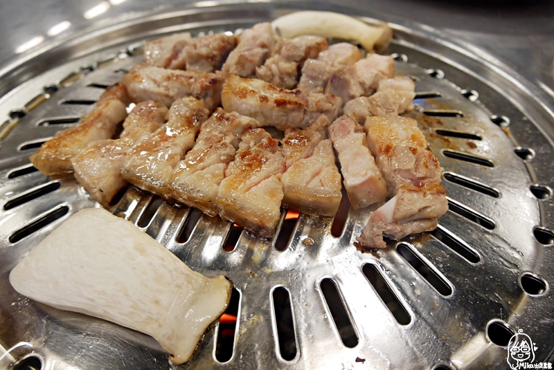 『韓國。濟州島』  서은이네생고기｜蓮洞商圈推薦  烤濟州黑豬肉店。｜2026年1123-1126 濟州島四天三夜秋季輕旅行 @嘿!部落!