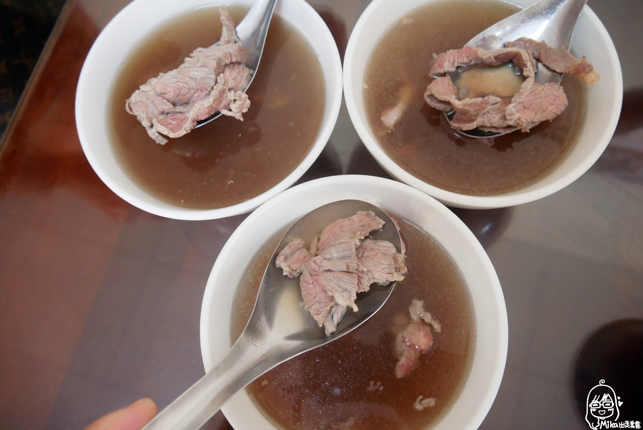 『台南。安平』 安平林牛肉湯  24小時營業｜藥膳湯頭 厚片爽口牛肉湯 肉燥＋白飯讓你吃到飽！ @嘿!部落!
