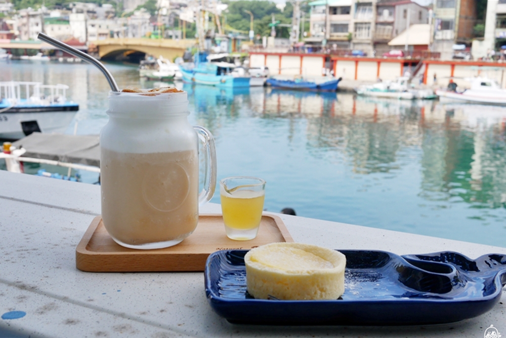 『基隆。中正區』 找到幸福咖啡店｜正濱漁港旁 堅持在地食材、手工製作，海味濃、咖啡香的海景咖啡。 @嘿!部落!