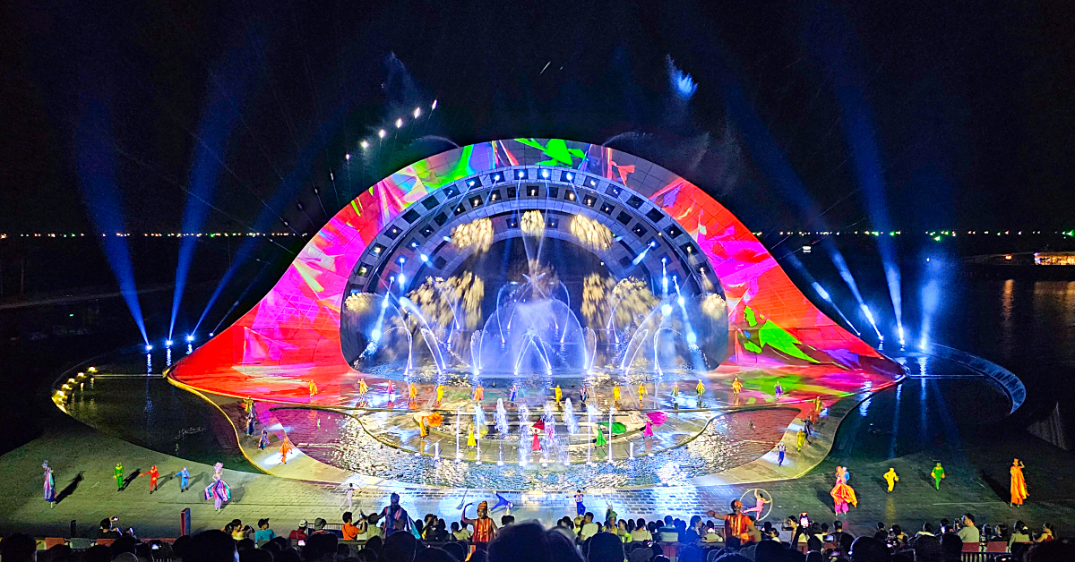 即時熱門文章：Kiss of the Sea show 海洋之吻｜富國島地中海小鎮必看聲光水舞煙火秀，世界最大海上劇場