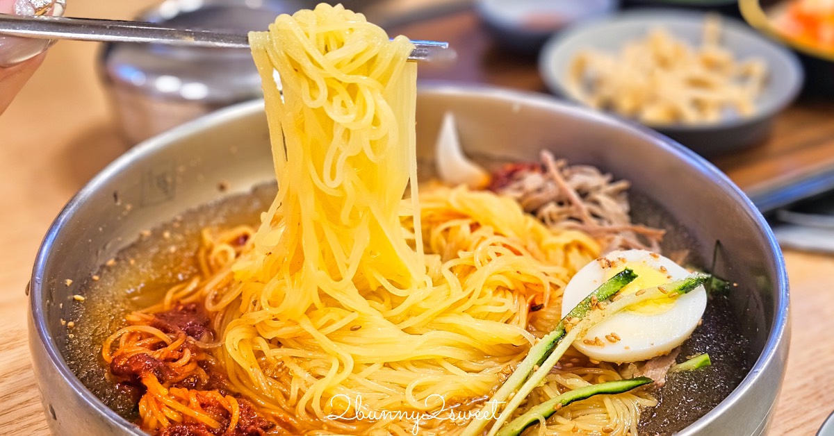 即時熱門文章：巍然醒酒馬鈴薯排骨湯海雲台店｜釜山24小時美食推薦，海雲台站旁馬鈴薯排骨湯、小麥冷麵、牛肉砂鍋