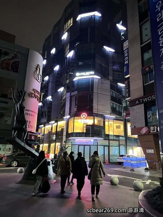 【首爾自由行】「Line Hotel Myeongdong(明洞萊恩飯店)，生活機能佳，近地鐵及明洞商圈住宿推薦（三人房/近地鐵乙支路入口站）」 @嘿!部落!