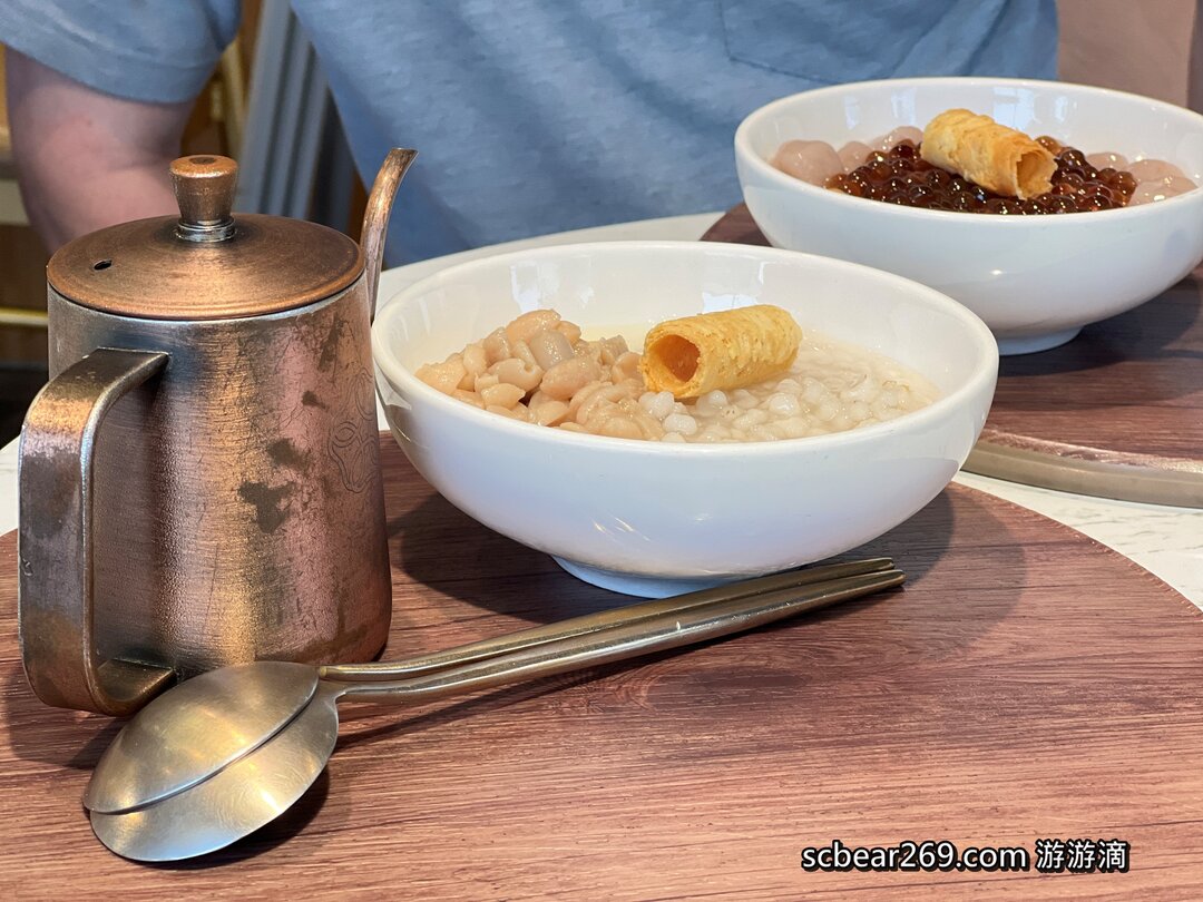 【嘉義】「壼豆花 ．有豆漿與泰奶湯底的網美豆花店，用手沖壼自己加湯底金促咪，還有爆炸好吃的生乳捲」