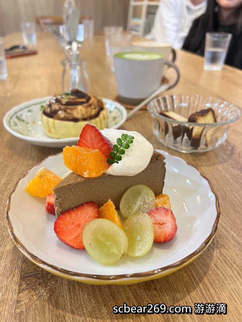 【楊梅】「在這 coffee x sweets．巷弄轉角處的韓系小清新咖啡館（手作甜點/戚風蛋糕/肉桂捲/近四維公園）」 @嘿!部落!