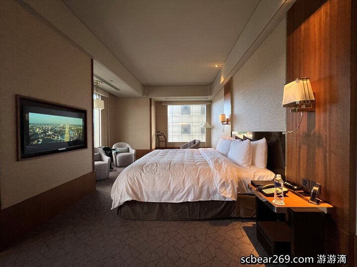 【台北】「遠東香格里拉Shangri-La Taipei ．房內也可看到101的豪華閣超豪華客房篇（中式奢華風/全視界觀景窗/川堂式衣櫃/頂樓溫水游泳池/美拍101夜景）」 @嘿!部落!